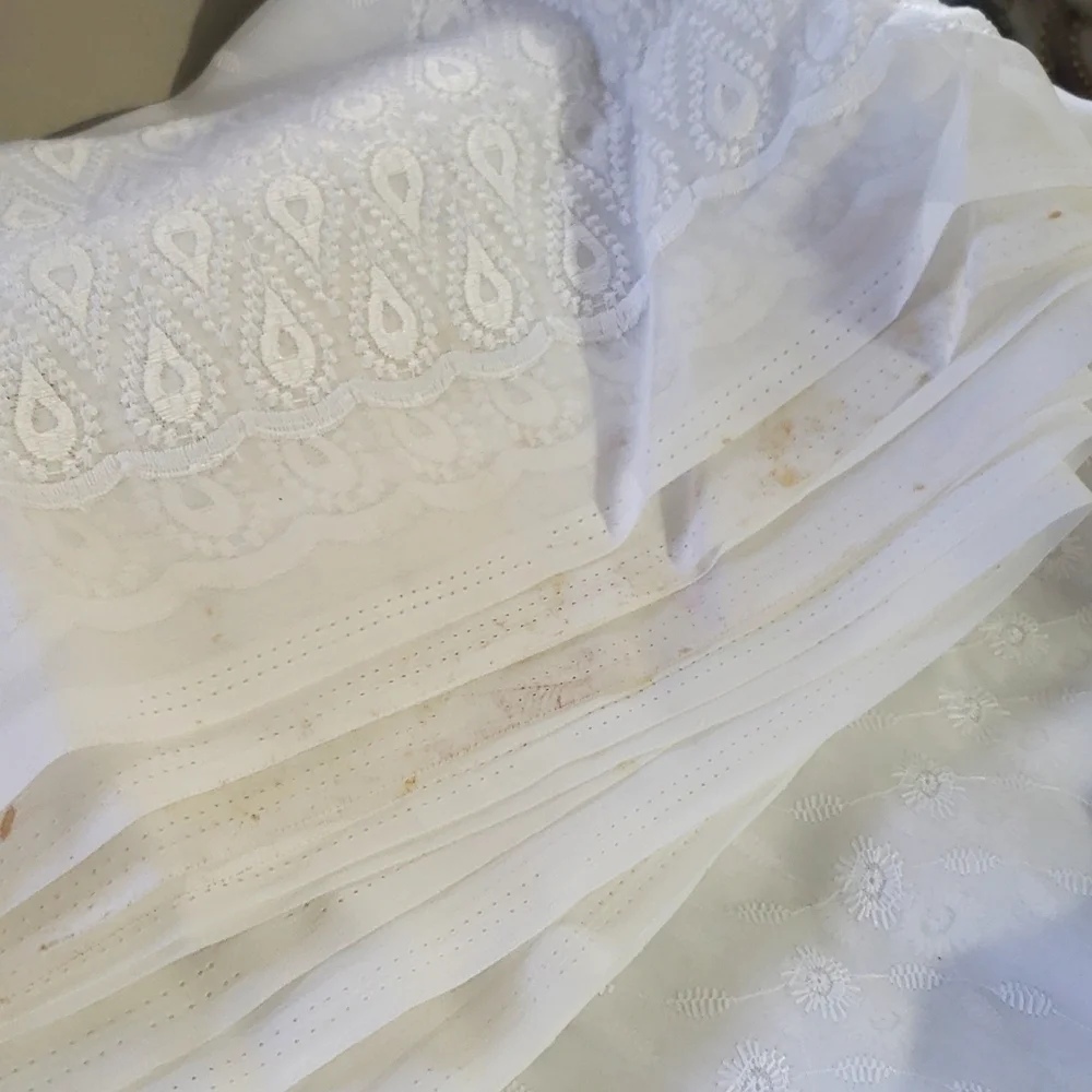 Thilakawardhana Textiles white Saree